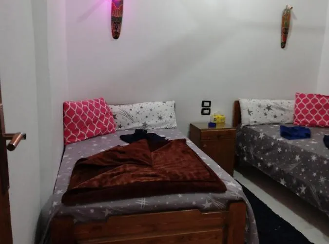 Apartahotel Mosha House *